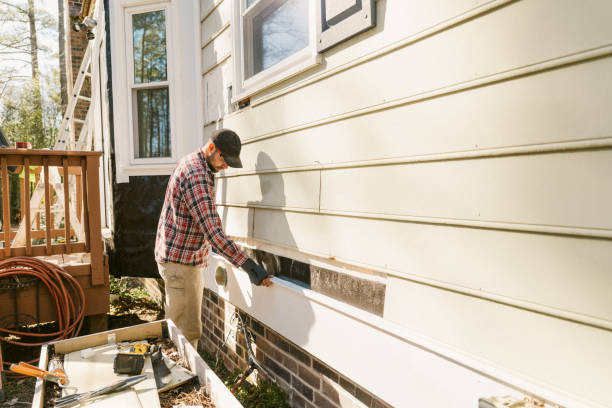 Top rated local Storm Damage Siding Repair specialists in West Farmington, OH